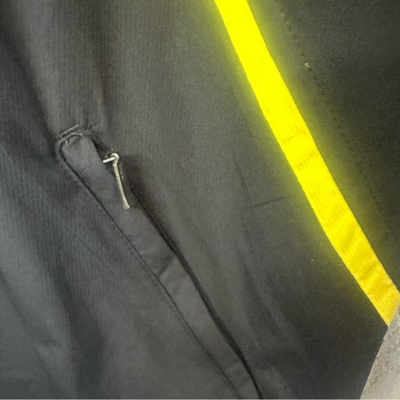 Nike University Of Oregon Ducks Black and Yellow Men's Jacket MEDIUM NWOT - Picture 6 of 8